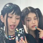 :)の画像