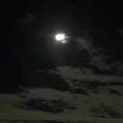 すぅ