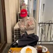 秀助