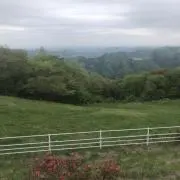 とも