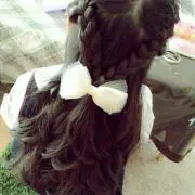 cher_