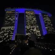 ネオン07