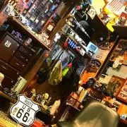 UY'SHOPの画像