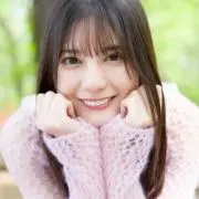 小坂菜緒の画像