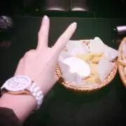 ele.