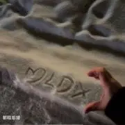 曦月の画像