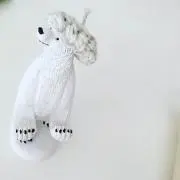 まる。