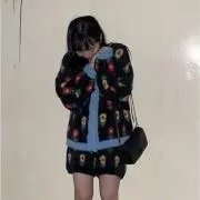 め
