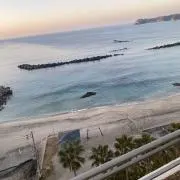 DA