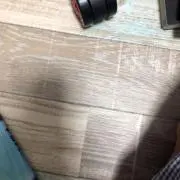 M M