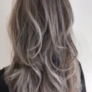 ルリ