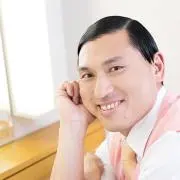 春日の俊彰
