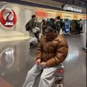 やは