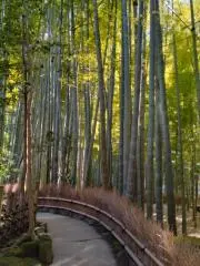 に～にの画像