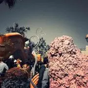 瑠璃色