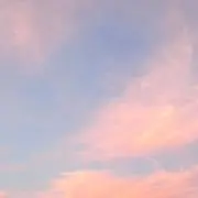 hellohelloの画像