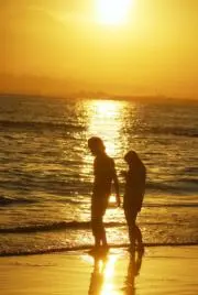 海の夕焼けの画像