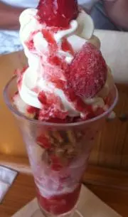 いちごクリームの画像
