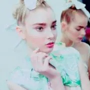 くらの画像