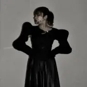 BLOODの画像