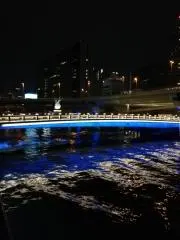 蓮也