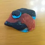 やよよん
