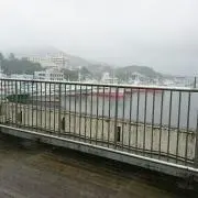 さとし