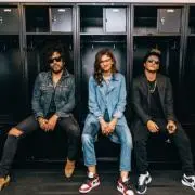 まとめ売り、バラ売り可 Girls2 Laki Lucky2 チェキ - メルカリ