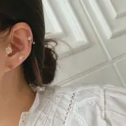 ♔