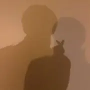 미