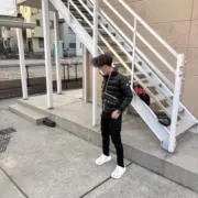 七