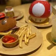にし