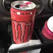 リョウ
