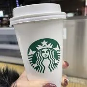 ひよこ( ・⊝・ )