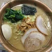 み