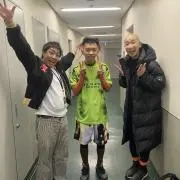 ®︎