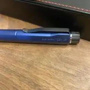 湖畔の画像