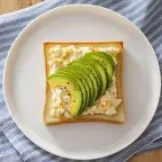 おひるね【引っ越し後の断捨離中】の画像