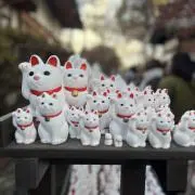 bon（¥300の本は2冊で¥300）の画像