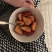 いちごたるとの画像