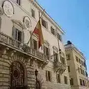 h.m.k