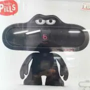 けん