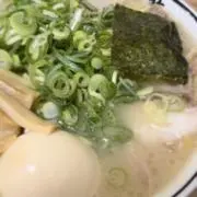 ごる