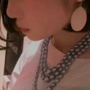 やの
