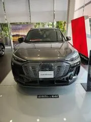 アウディQ6e-tron