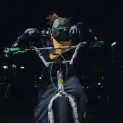 ¥Tの画像