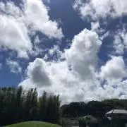 アッキー