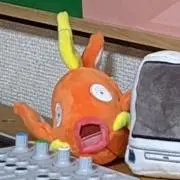まく