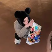 りりの画像