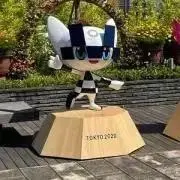 鈴木よしじ